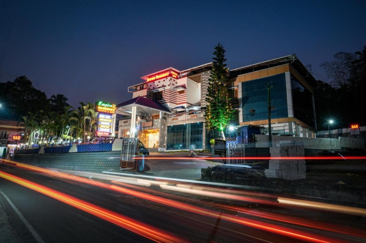 Hotel Empire Residency Tiruvalla Exterior foto
