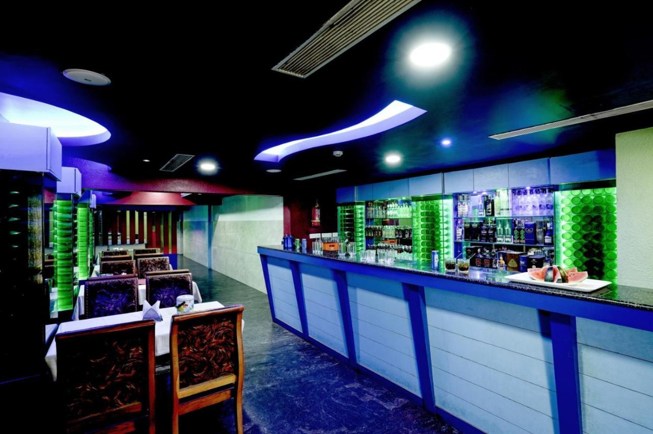 Hotel Empire Residency Tiruvalla Exterior foto