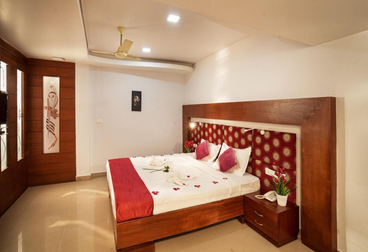 Hotel Empire Residency Tiruvalla Exterior foto